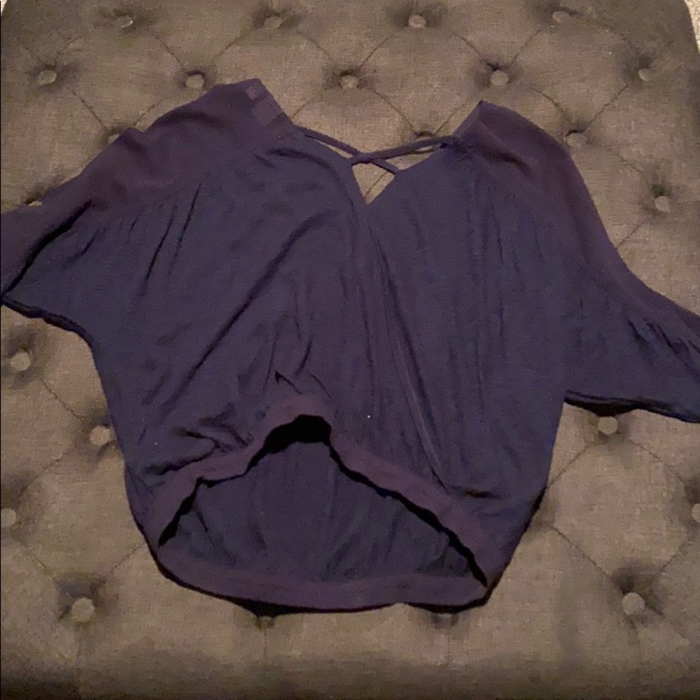 Top - Picture 2 of 2